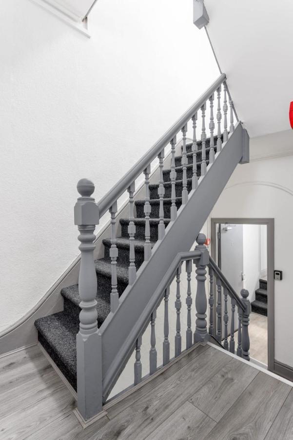 Newly Renovated Apartments In Liverpool - Extended Stay מראה חיצוני תמונה