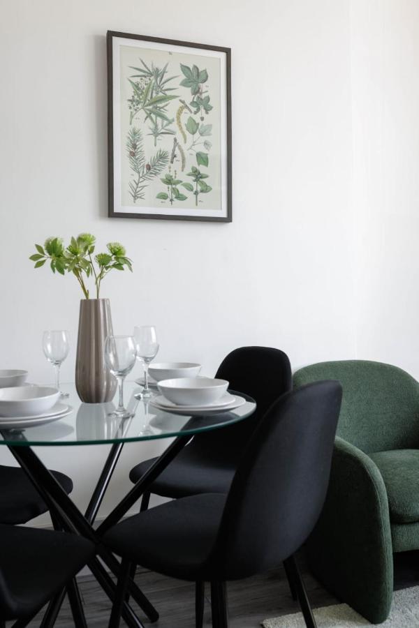 Newly Renovated Apartments In Liverpool - Extended Stay מראה חיצוני תמונה