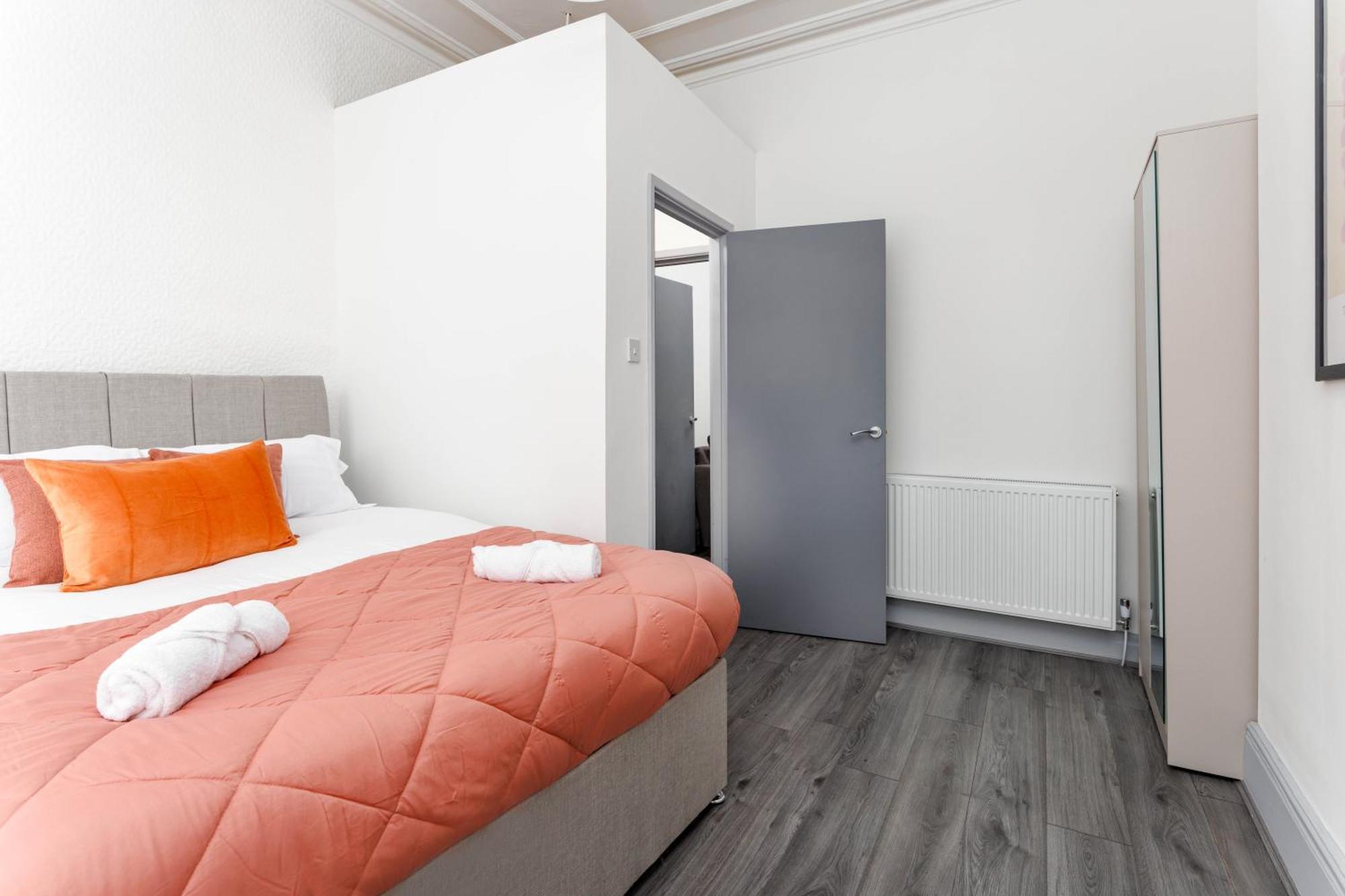 Newly Renovated Apartments In Liverpool - Extended Stay מראה חיצוני תמונה
